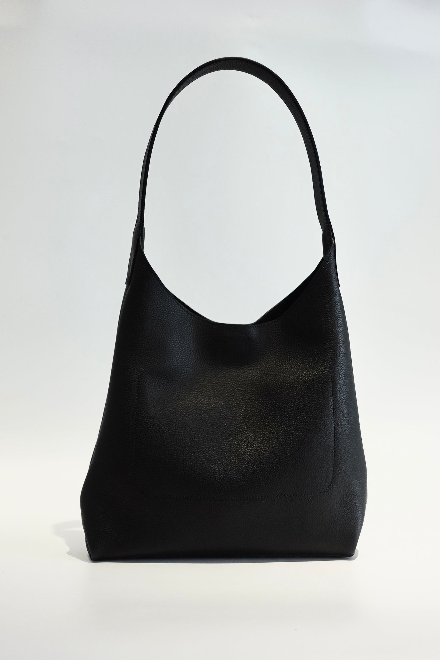 Sandia Tote in Black