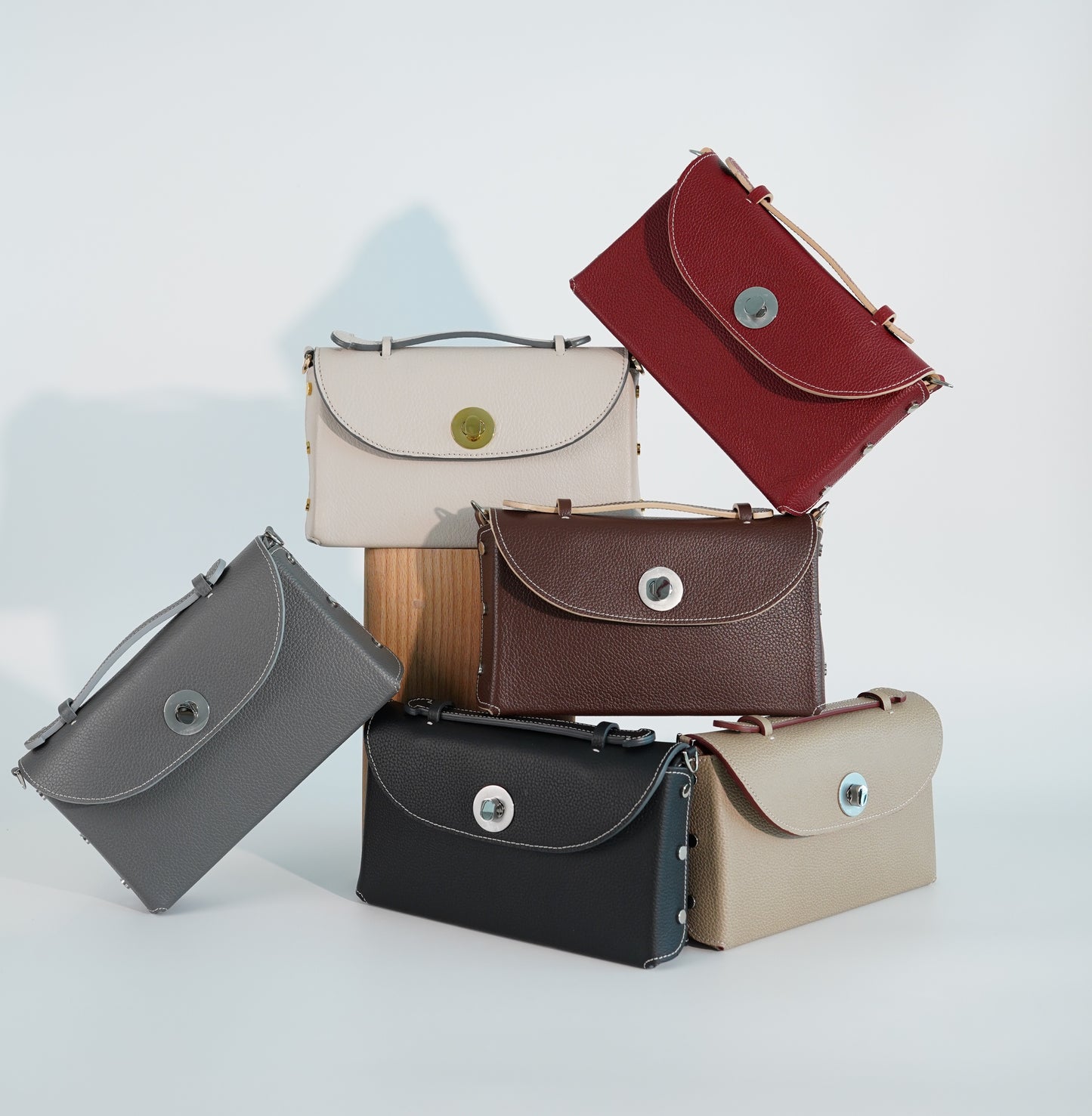 Sumi Crossbody in Red Guinda with Silver Hardware