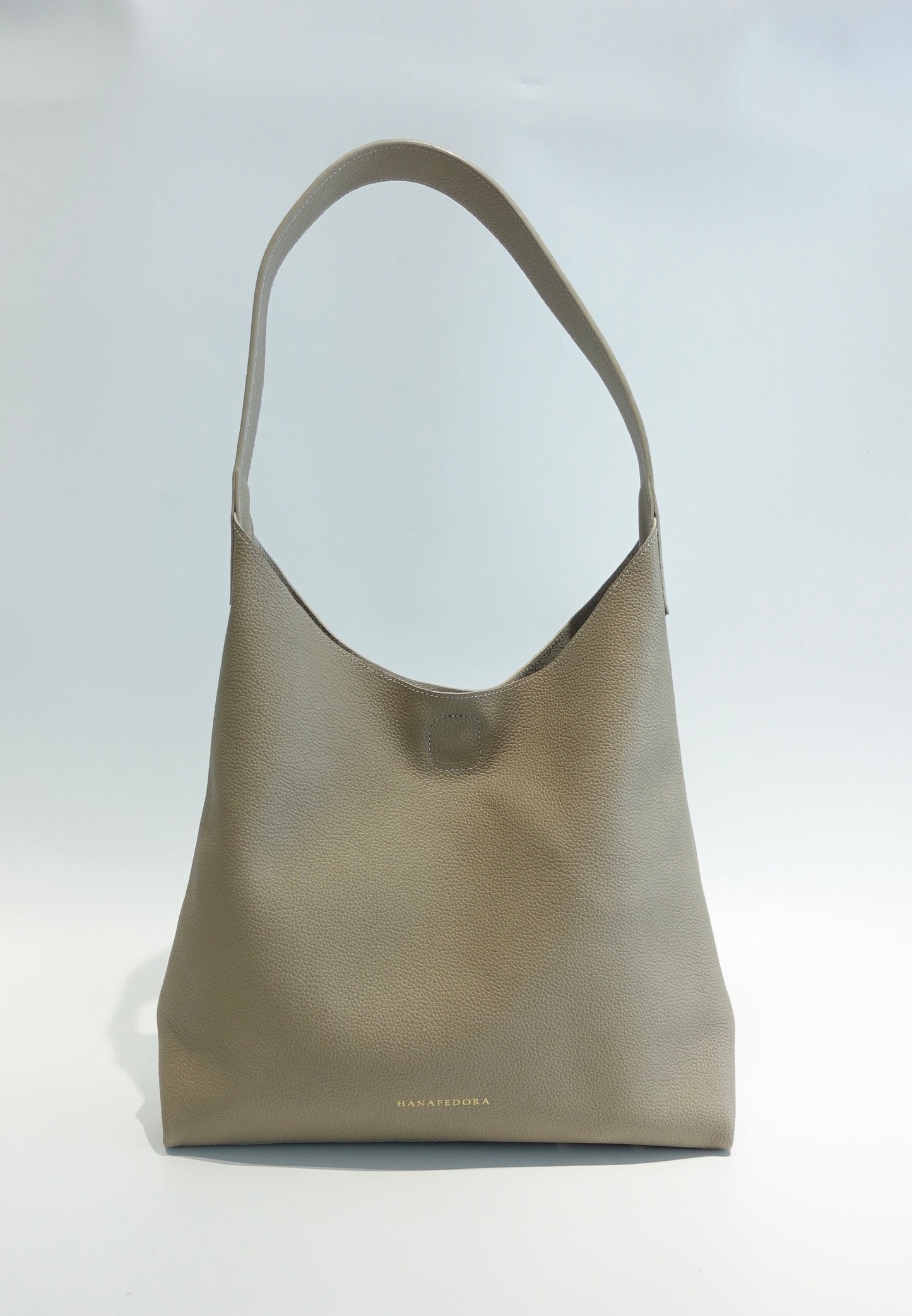 Sandia Tote in Taupe