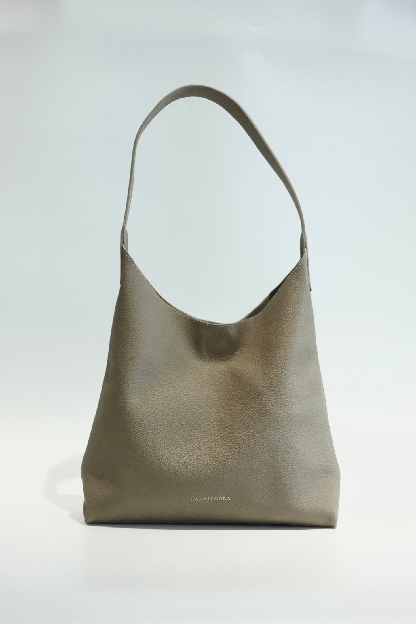 Sandia Tote in Taupe