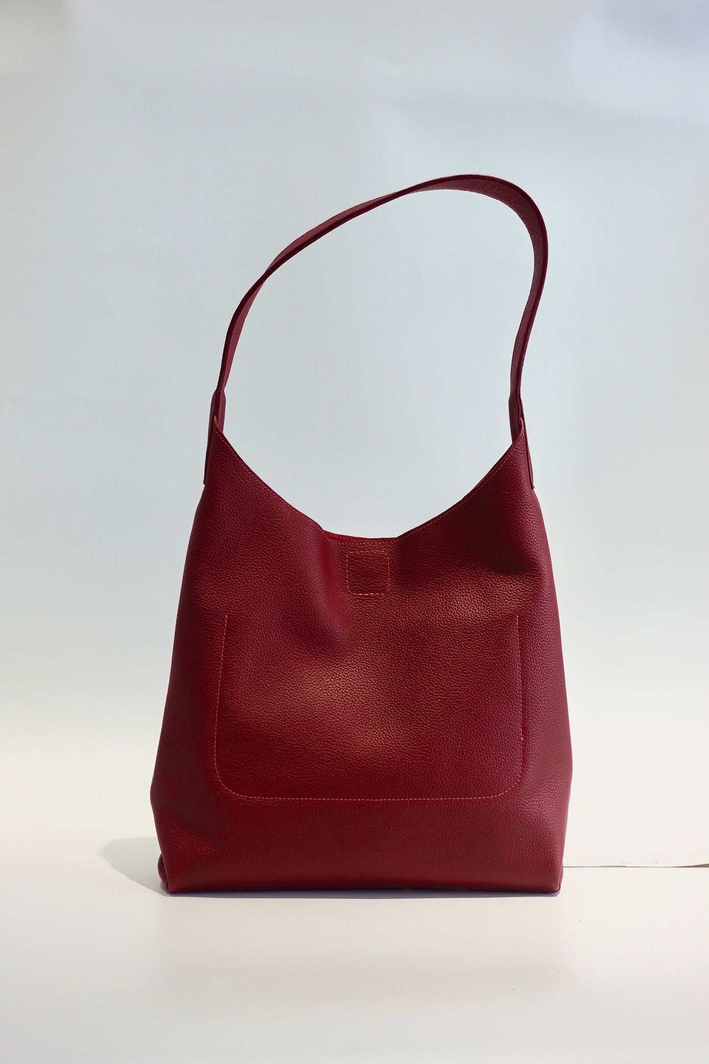 Sandia Tote in Guinda