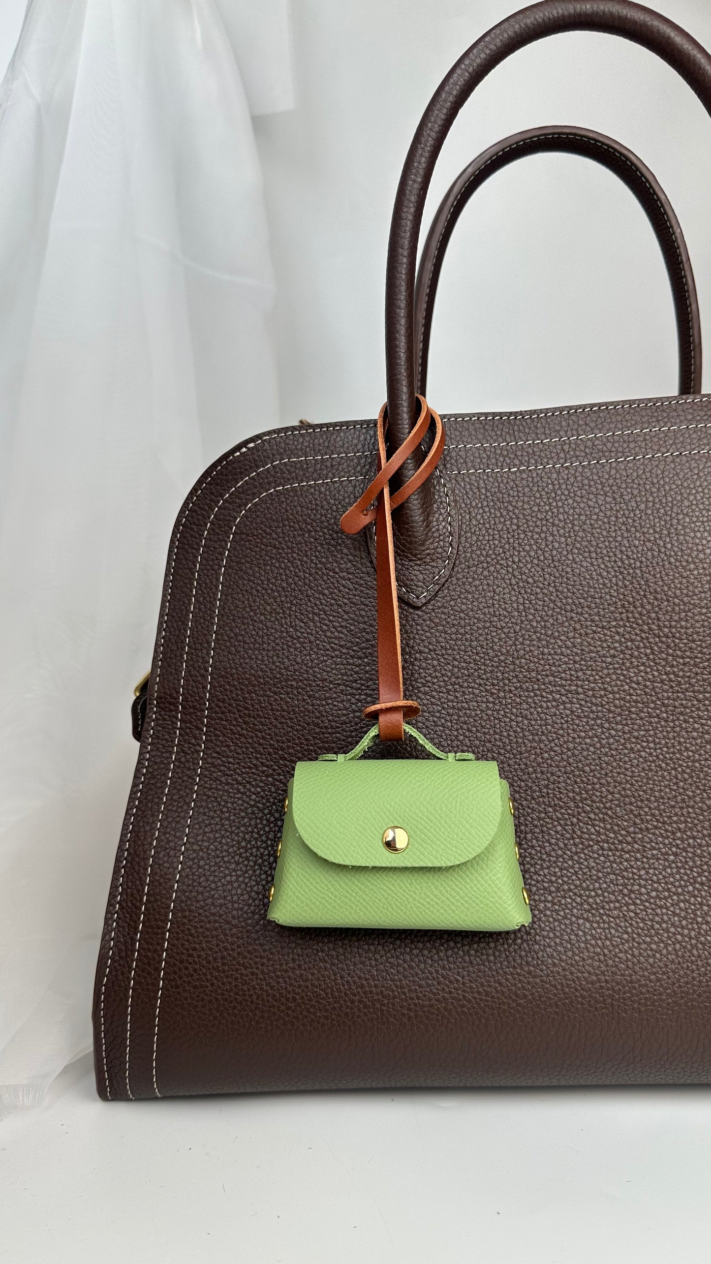 Sumi 8 charm in Vert Criquet