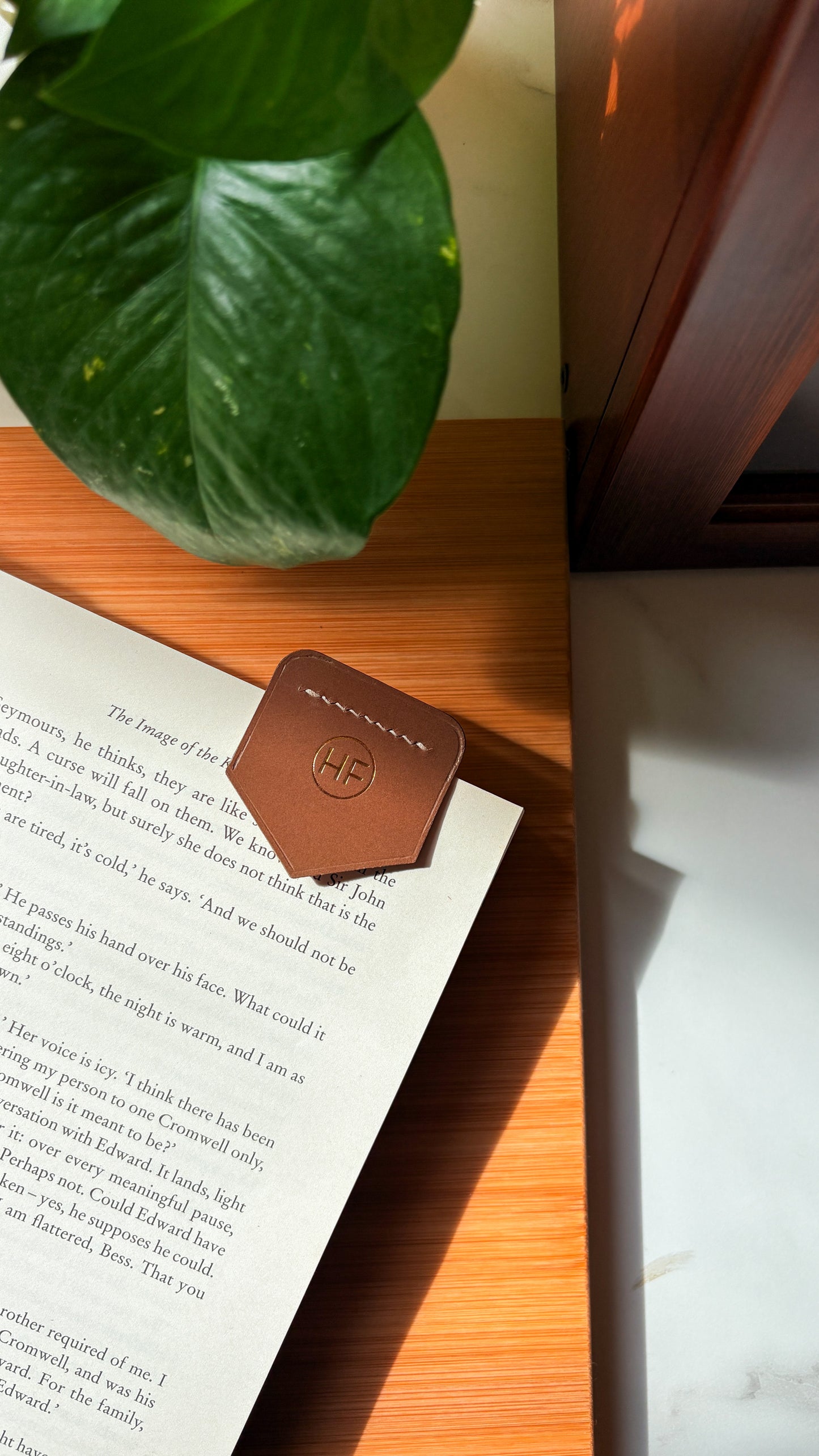 Bookmark in Taupe
