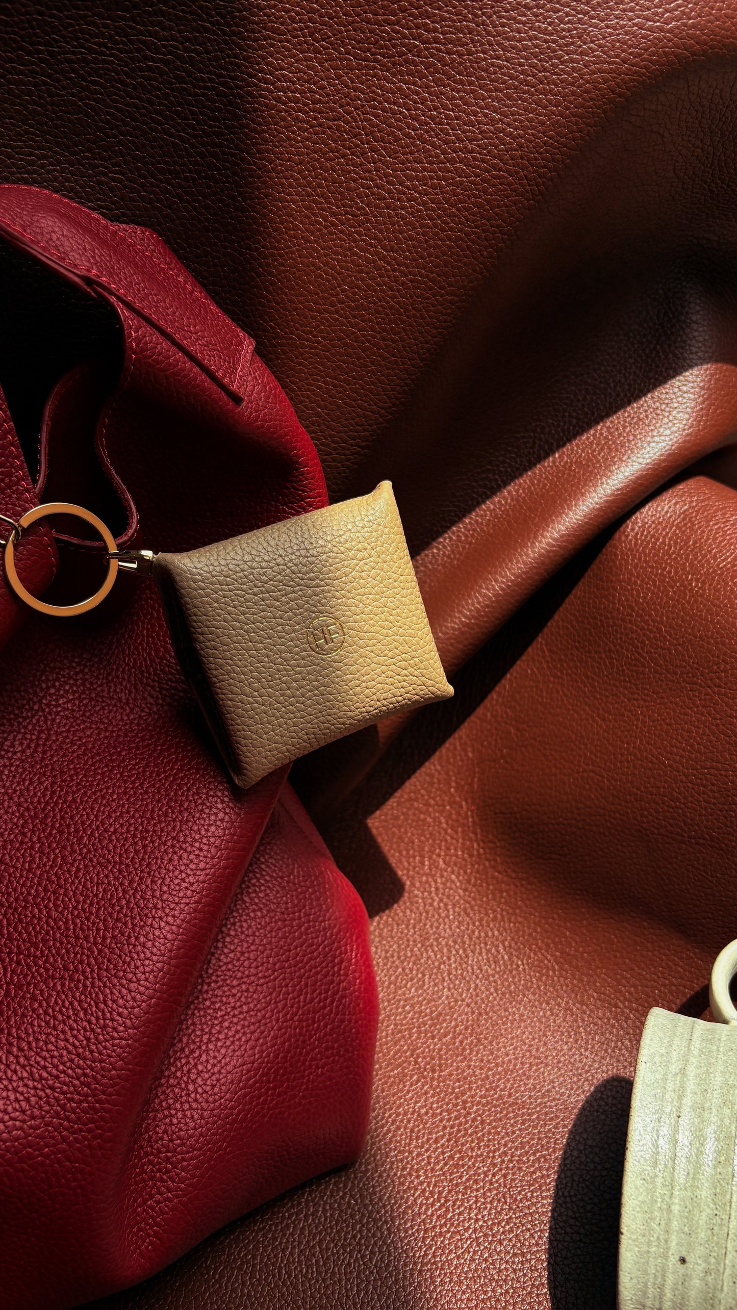 Petit Pouch in Taupe