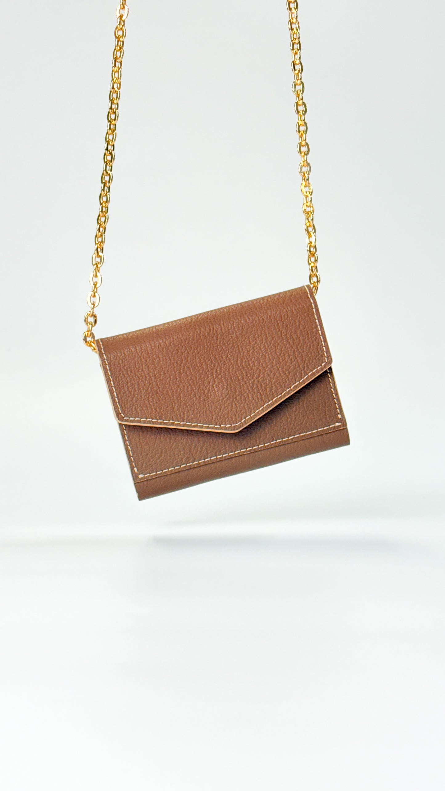Custom Your Case Wallet on Chain