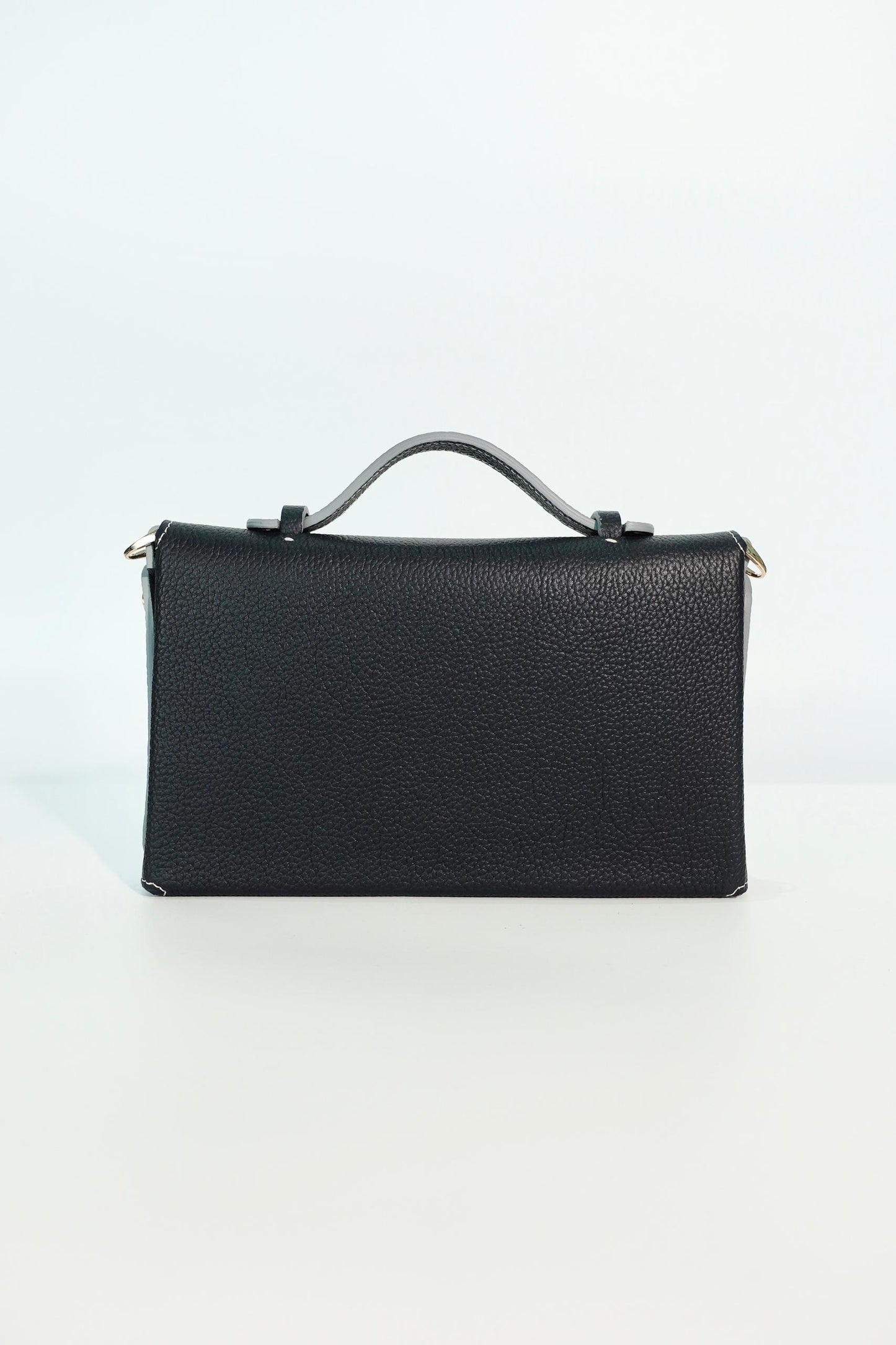Sumi Crossbody Bag in Navy with Gold hardware