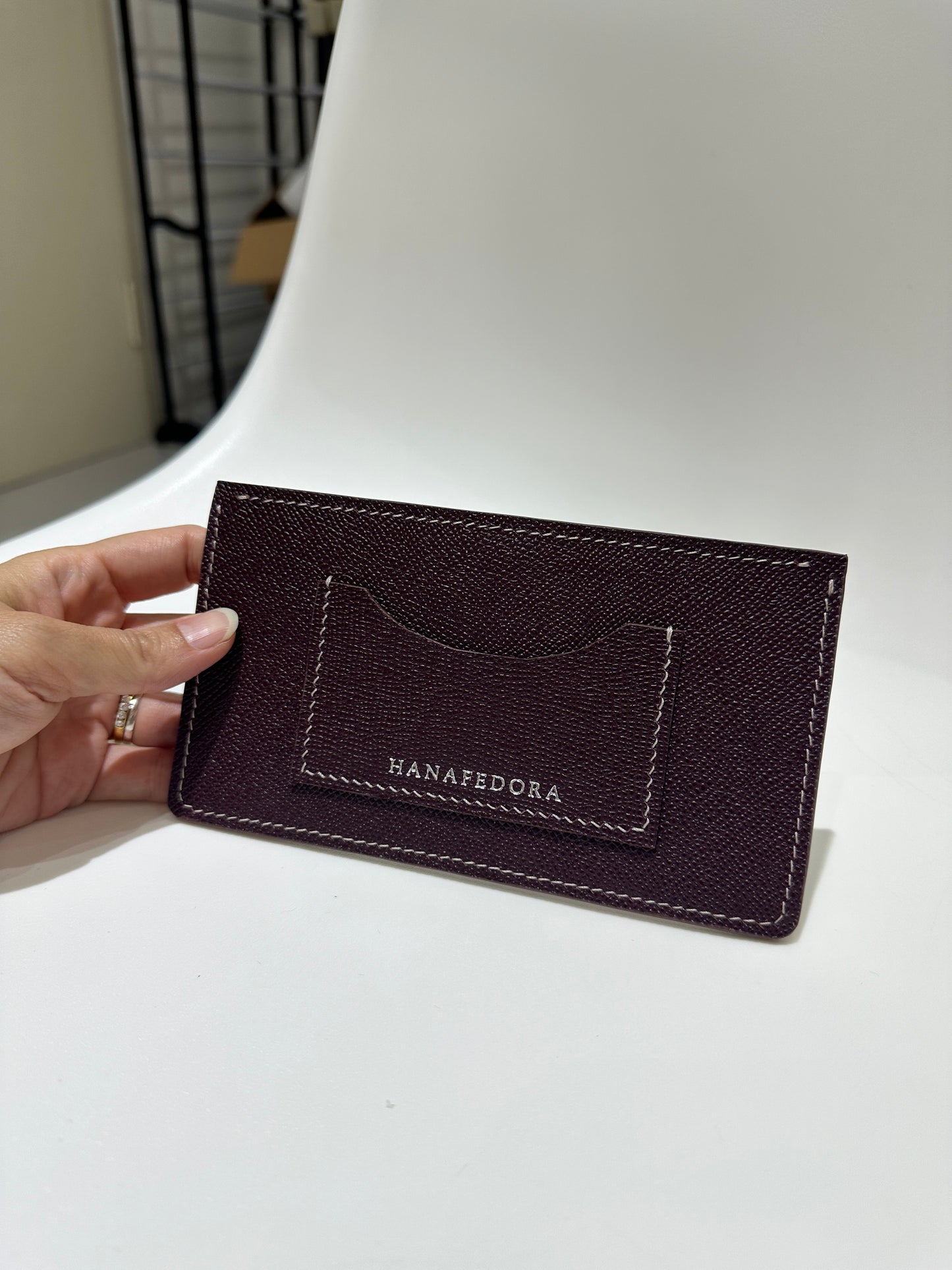 Epsom Currency Wallet in Burgundy