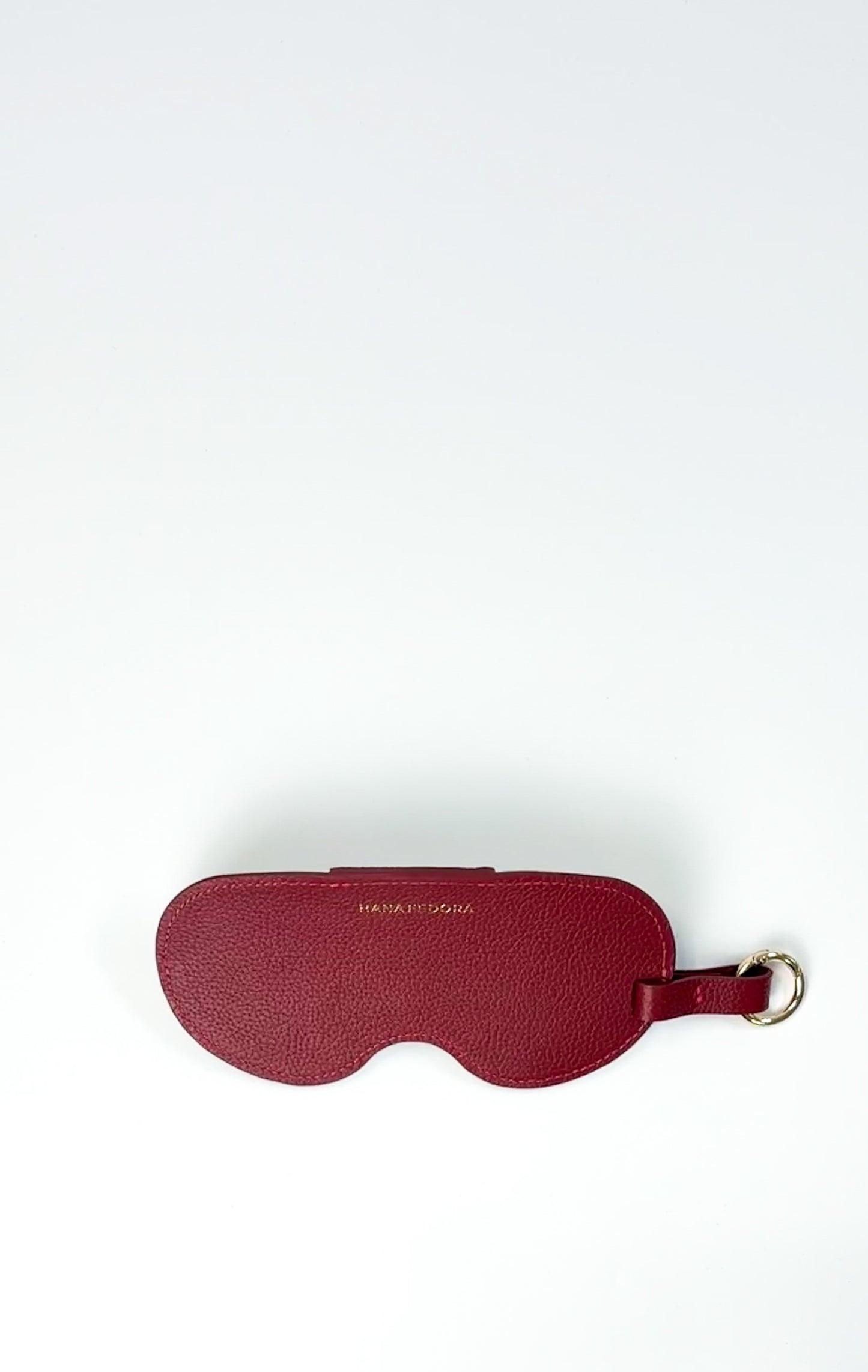 Sunglass Cover in Guinda