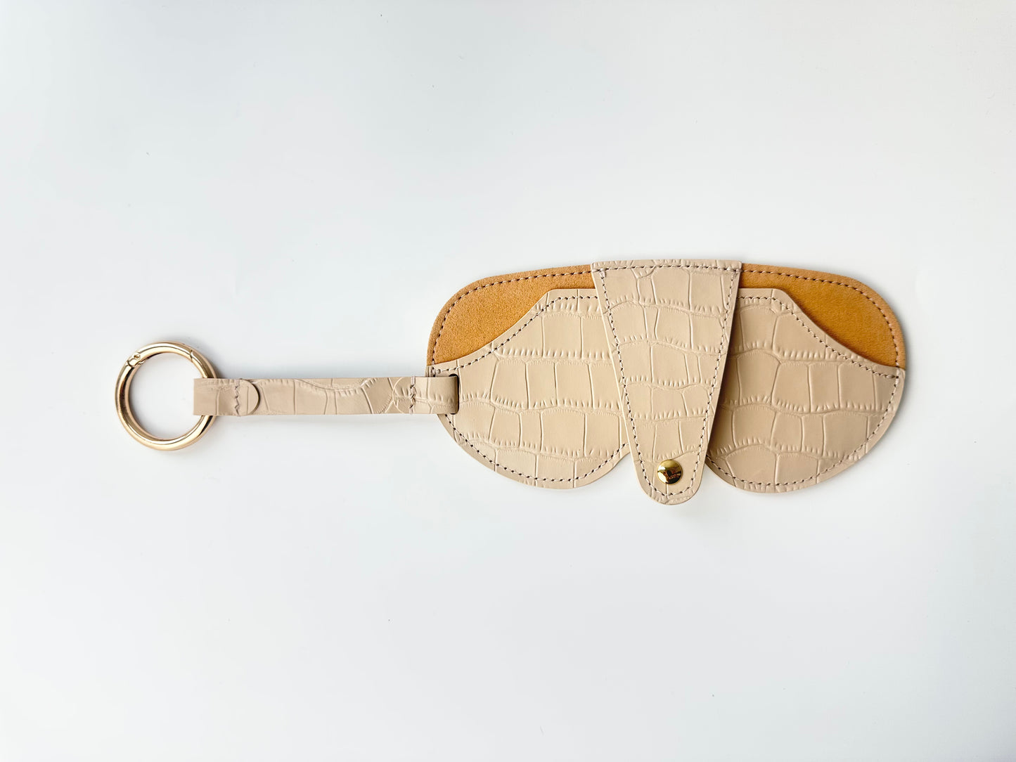 Sunglass Cover in Piedra - Croc Embossed