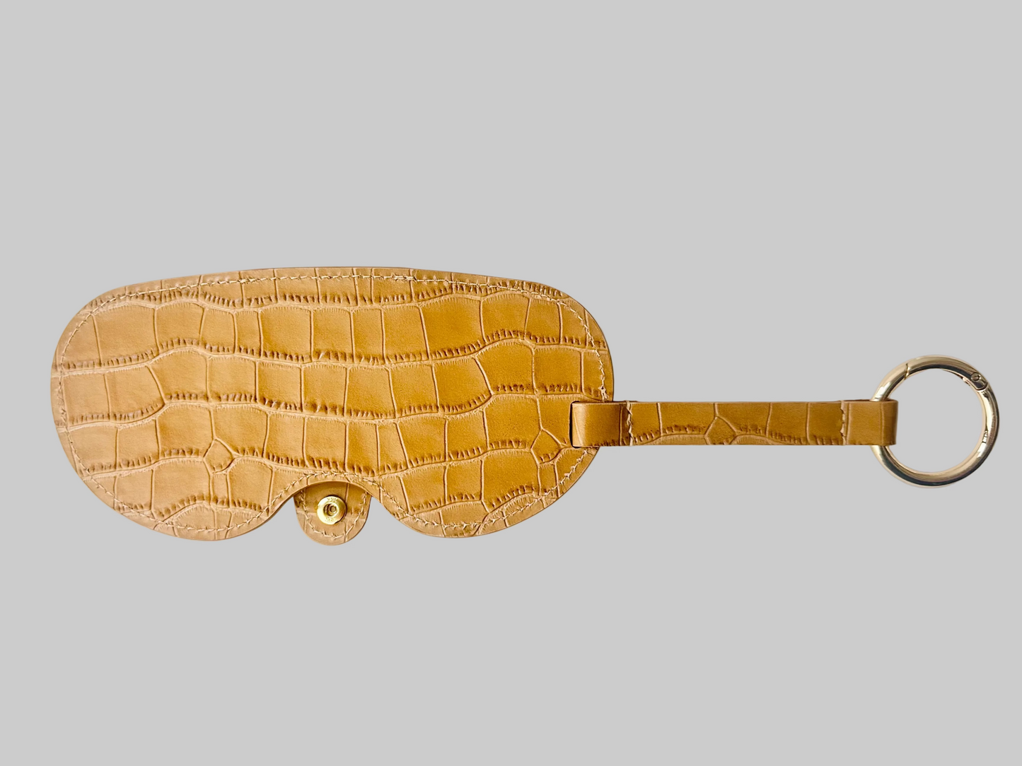Sunglass Cover in Nude- Croc Embossed