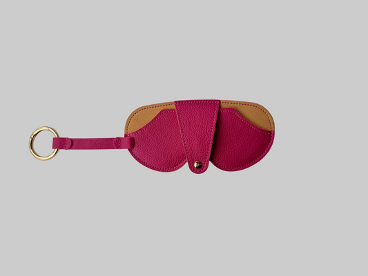 Sunglass Cover in Magenta