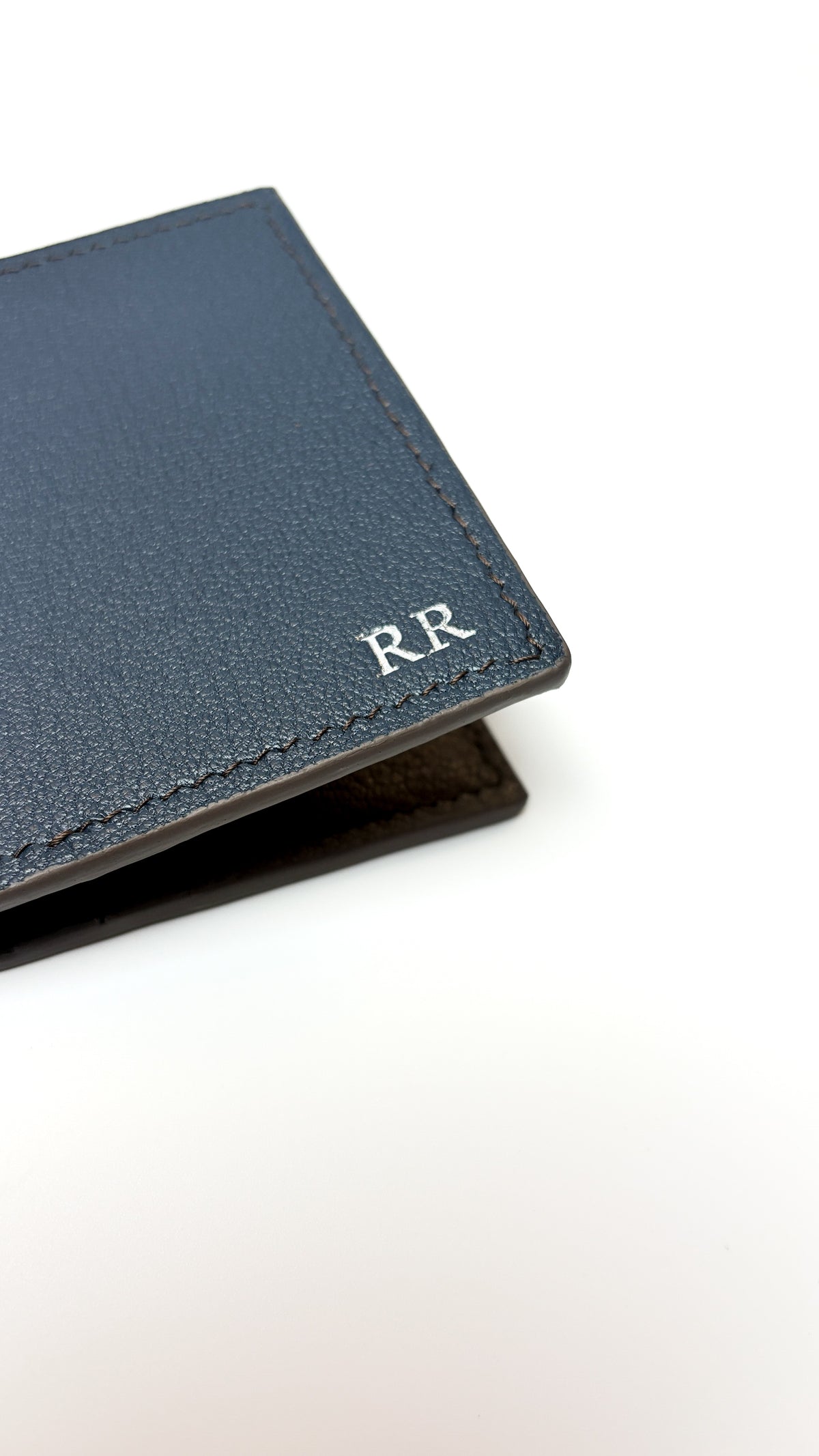 The Classic Wallet - ID Window