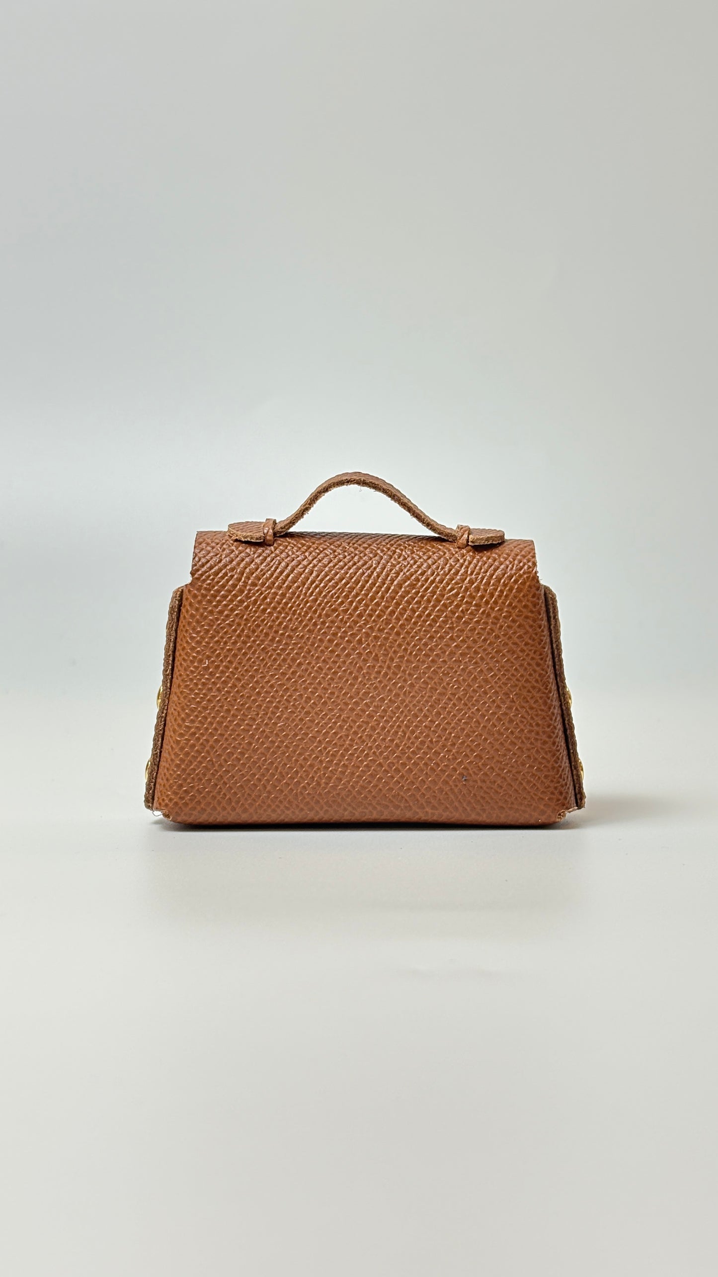 (Pre-Order) Sumi 8 charm in York Epsom leather