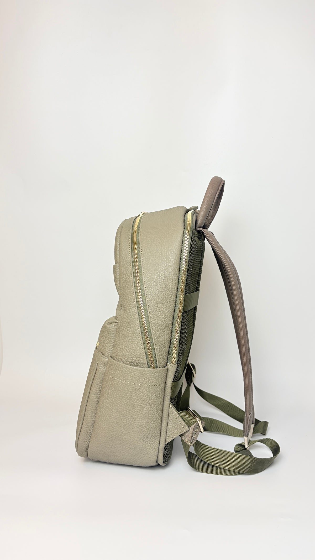 Johan Leather Bagpack