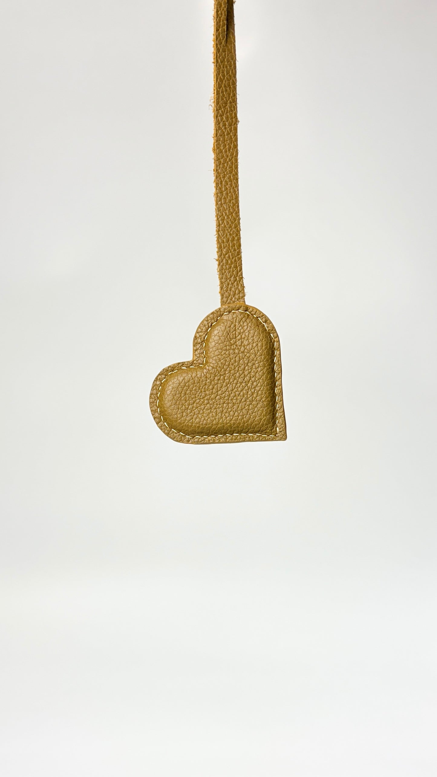 Love Charms in Birmania