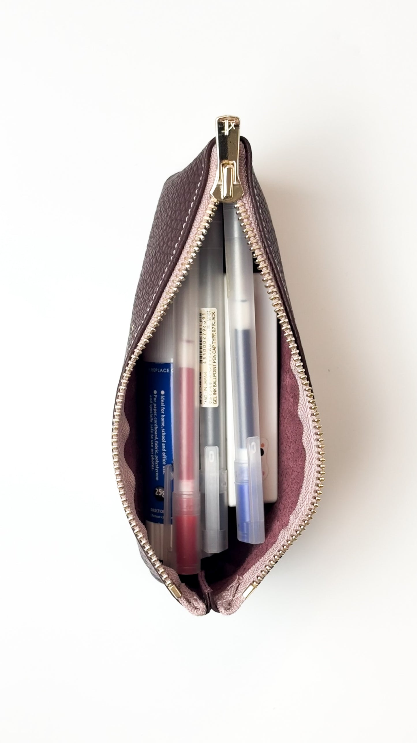 Arvo Case in Burgundy