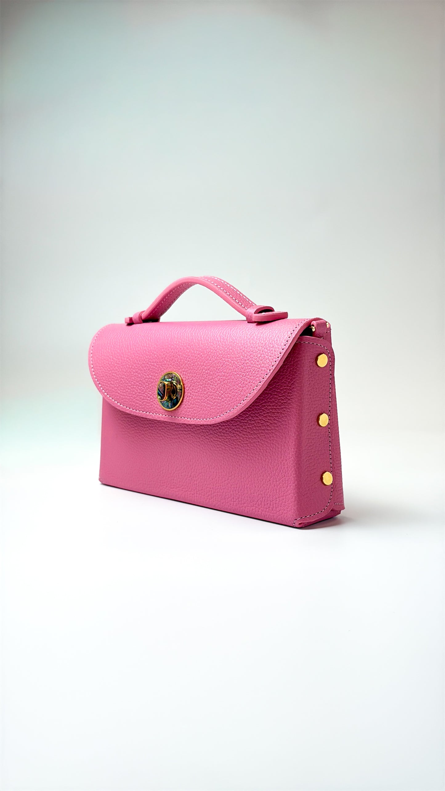 Sumi Crossbody in Sachet with Gold Abalone Lock