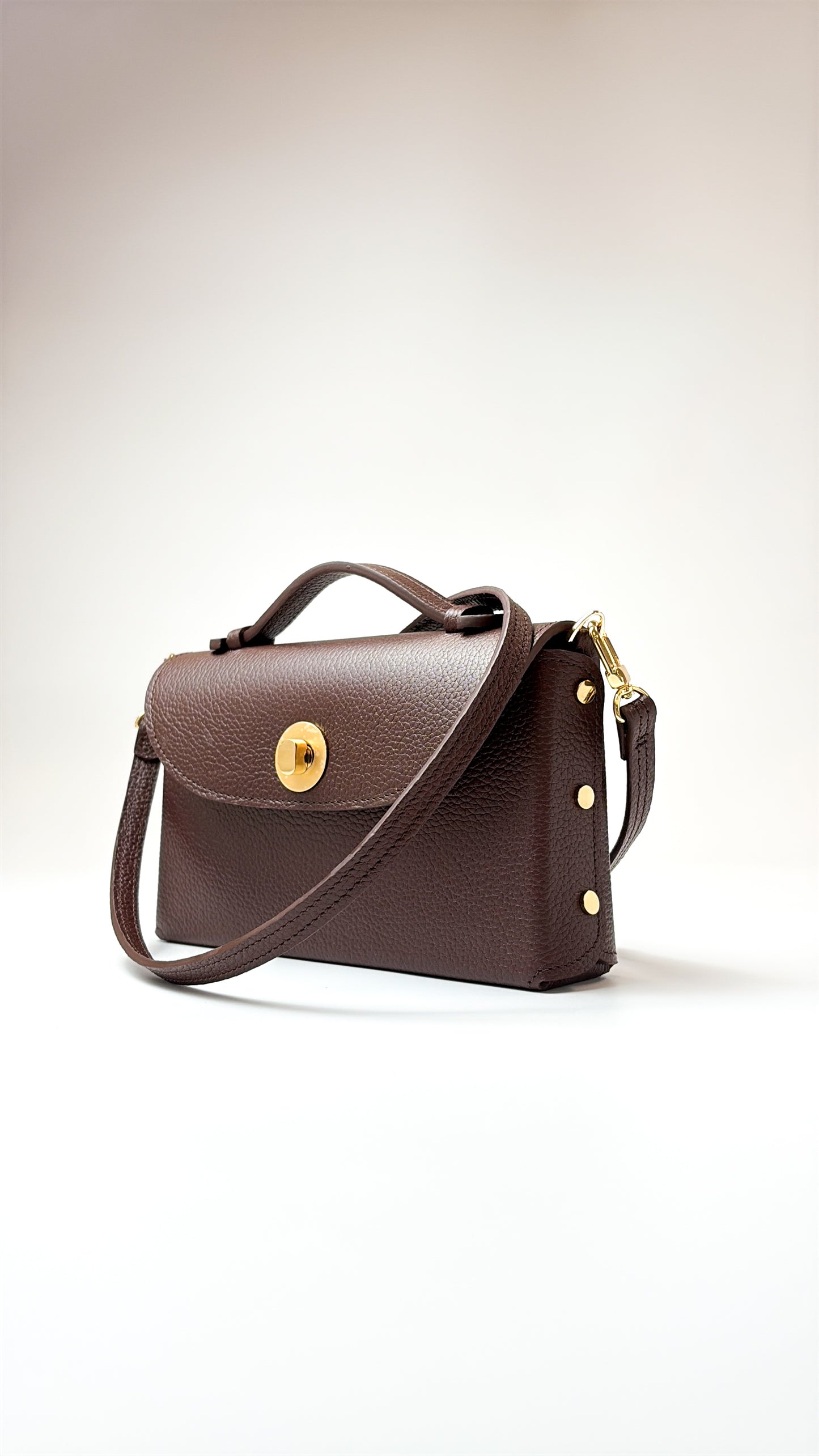 Sumi in Palisander with Gold Hardware