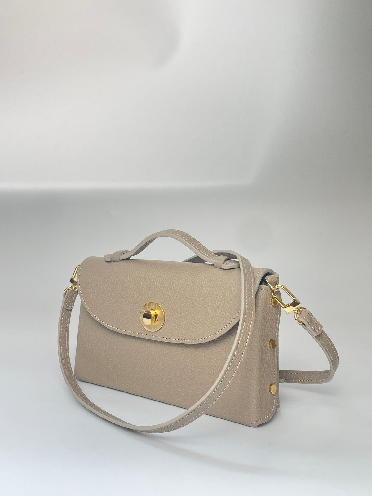 Sumi Crossbody Bag in Taupe (Gold Lock)